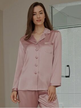 LikySilk 100% Mulberry Silk Pajama Top. Size: Small